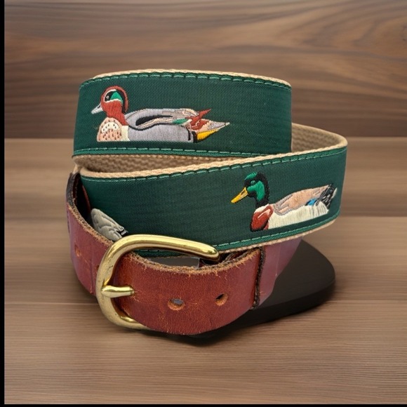 Leather Man Leather Ribbon Club needlepoint Belt Brass Buckle‎ 36 Green Ducks